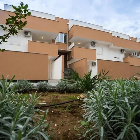 דירה Village *