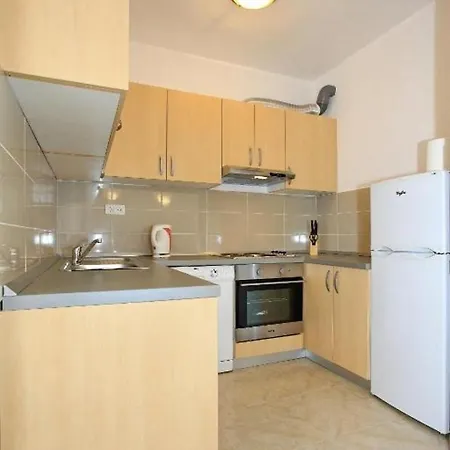 Apartment Village Nin